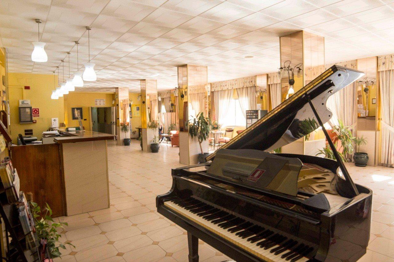 Apartamentos Buensol Торемолинос Екстериор снимка